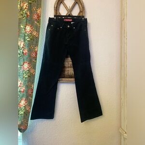 Levi’s 524 too super low jeans